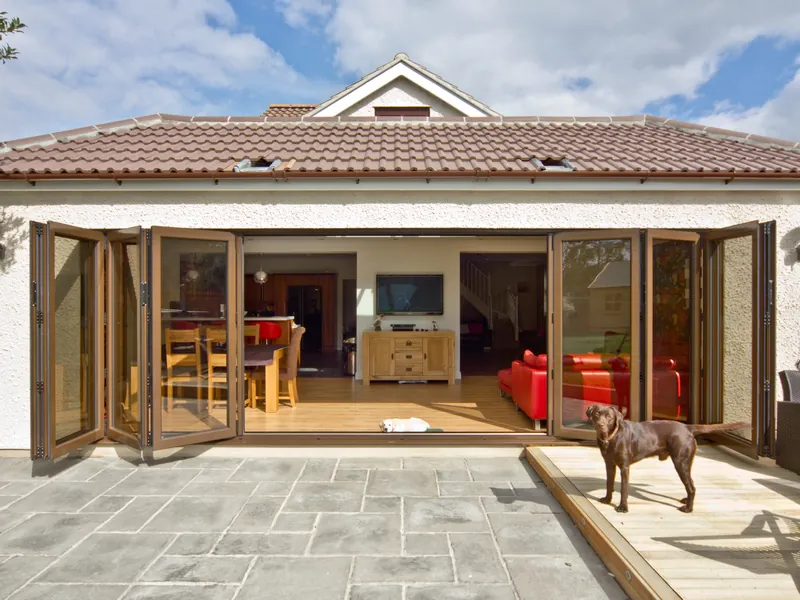 Bifold Ealing